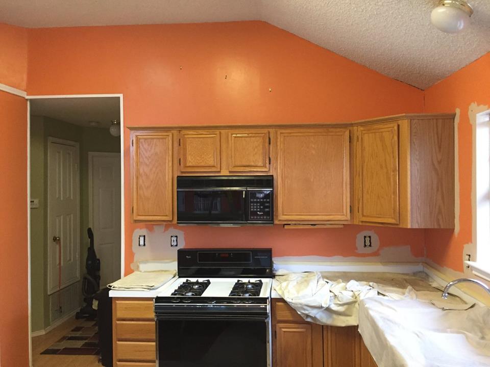 Kitchen before paint job
